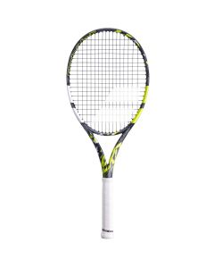 Babolat Pure Aero Team testracket is een uitleenracket in eigendom van onze site. Je betaald een borg om dit racket te testen.